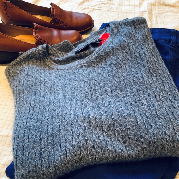 Soft cable knit sweater Jenny Buchanan EUC - Picture 3 of 5